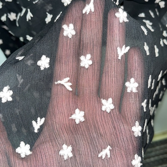 NWT Zara Embroidery Blouse - Picture 4 of 8